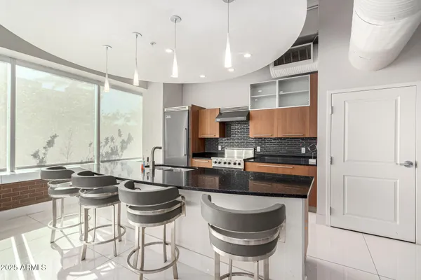 $534,635 | 1 East Lexington Avenue, Unit 1502, Phoenix, AZ 85012