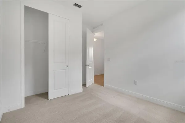 $2,200 | 1018 Swamp Chestnut Loop, Lady Lake, FL 32159