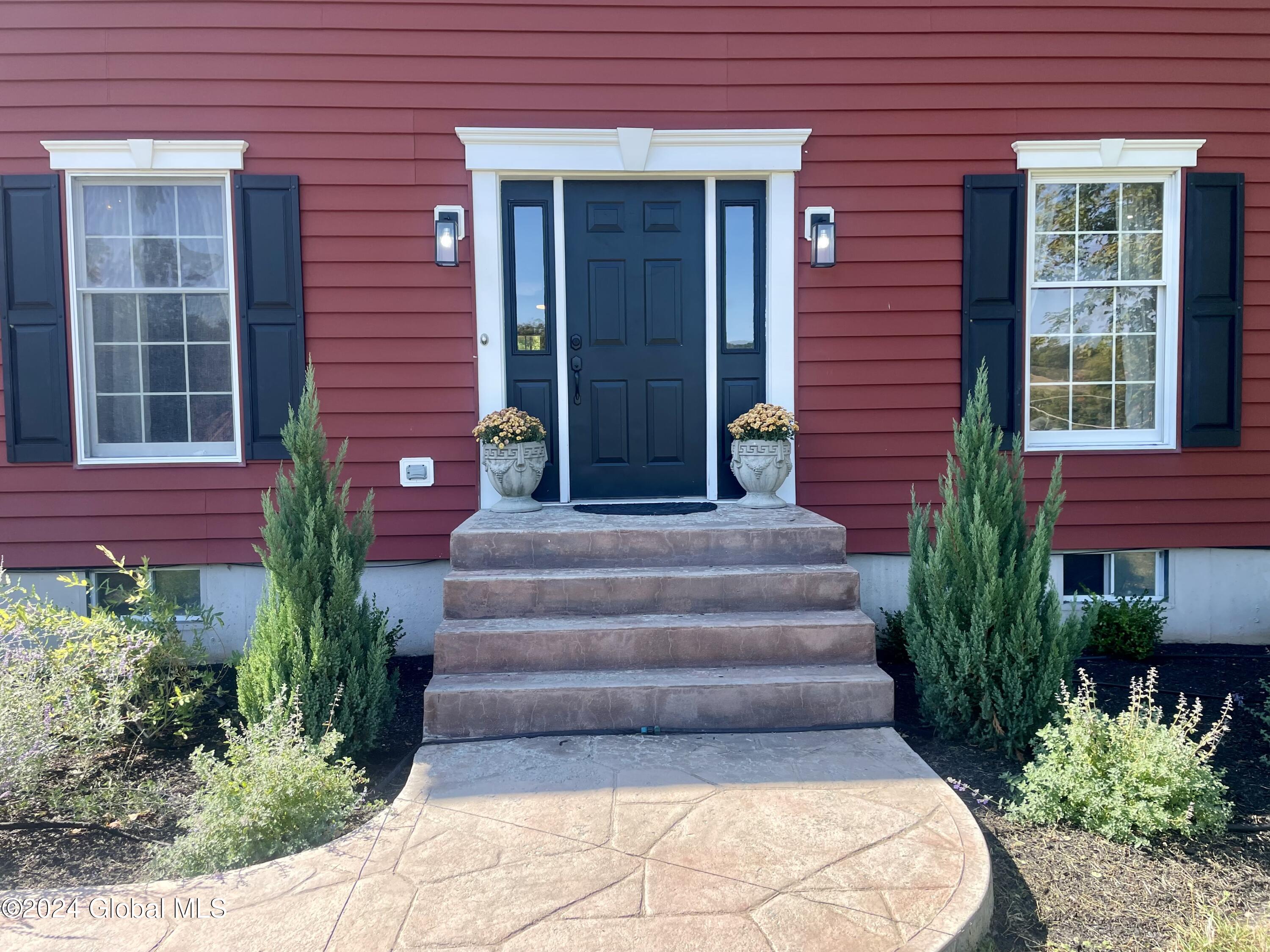 125 Spicer Road Hoosick, NY 12090 - Photo 9 of 70 Gorgeous Entrance