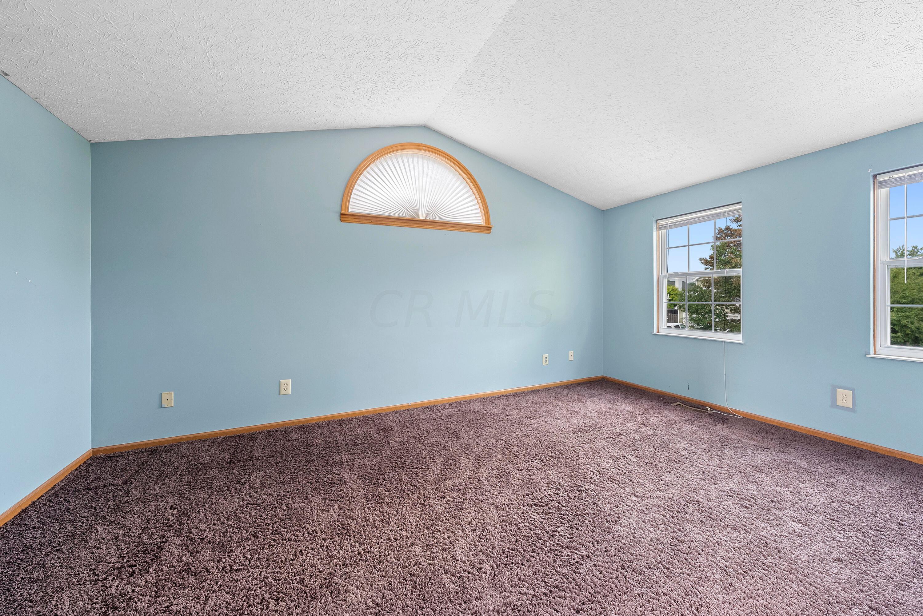 1095 Rousseau Lane Galloway, OH 43119 - Photo 27 of 39 DSC01393