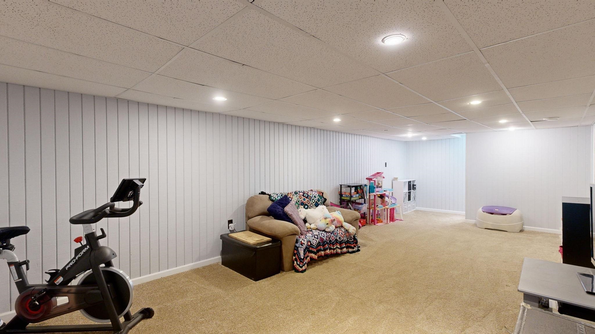 9096 Carpenter Road Flushing, MI 48433 - Photo 25 of 35 50146723-06125661-e815-46ad-bea3-0b51cbd98ce2.JPG
