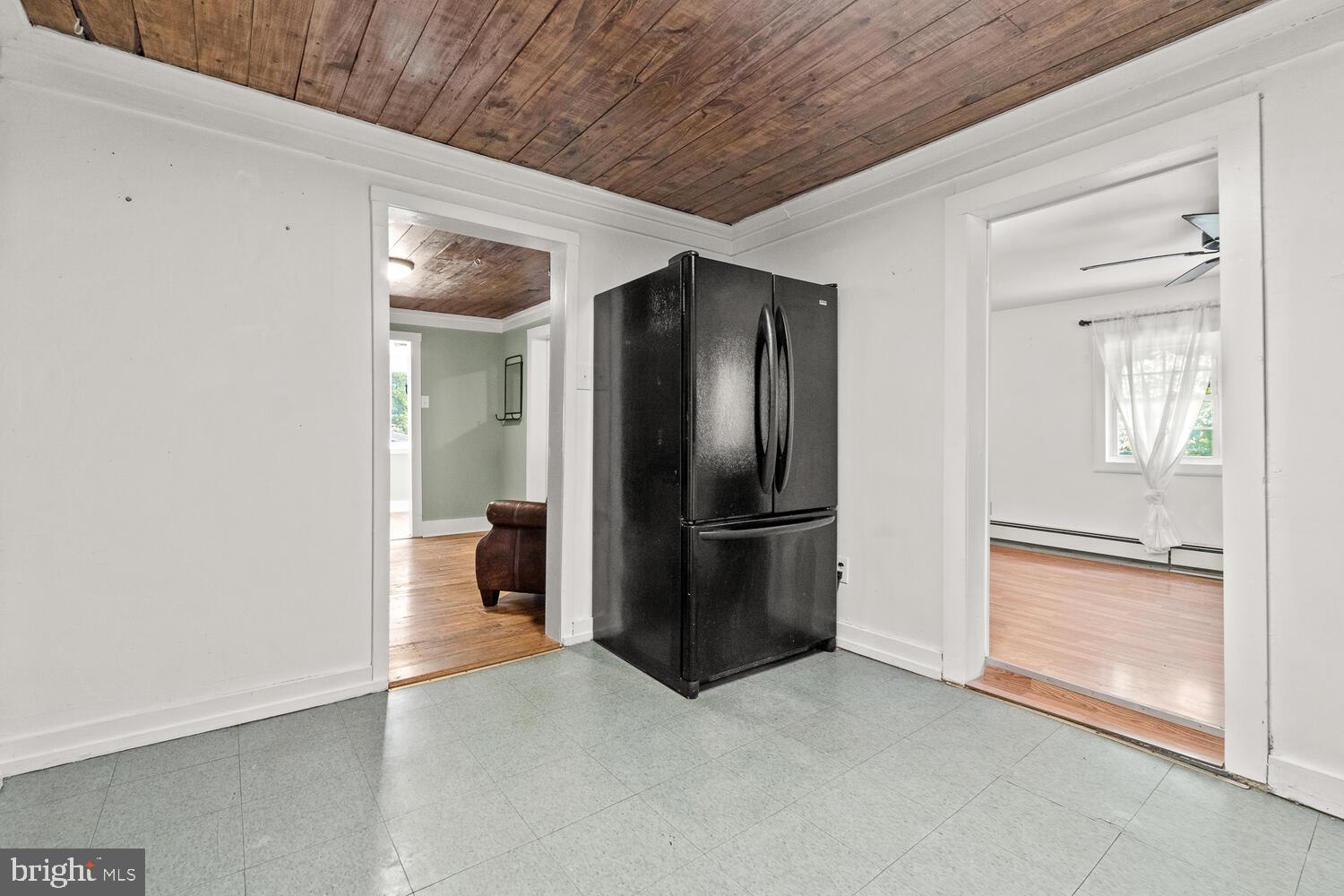 9217 Hamburg Road Frederick, MD 21702 - Photo 11 of 41