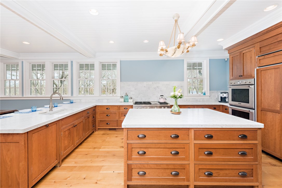 91 South Arnolda Road Charlestown, RI 02813 - Photo 6 of 40