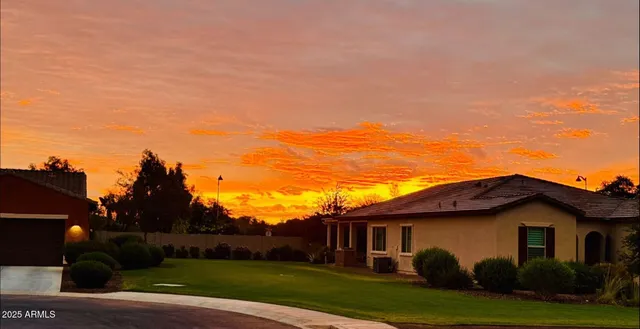 $374,000 | 20386 North Gentle Breeze Court, Maricopa, AZ 85138