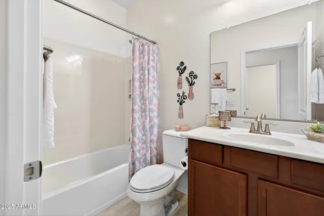 $374,000 | 20386 North Gentle Breeze Court, Maricopa, AZ 85138