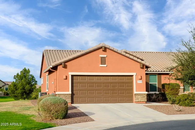 $374,000 | 20386 North Gentle Breeze Court, Maricopa, AZ 85138