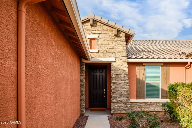 $374,000 | 20386 North Gentle Breeze Court, Maricopa, AZ 85138