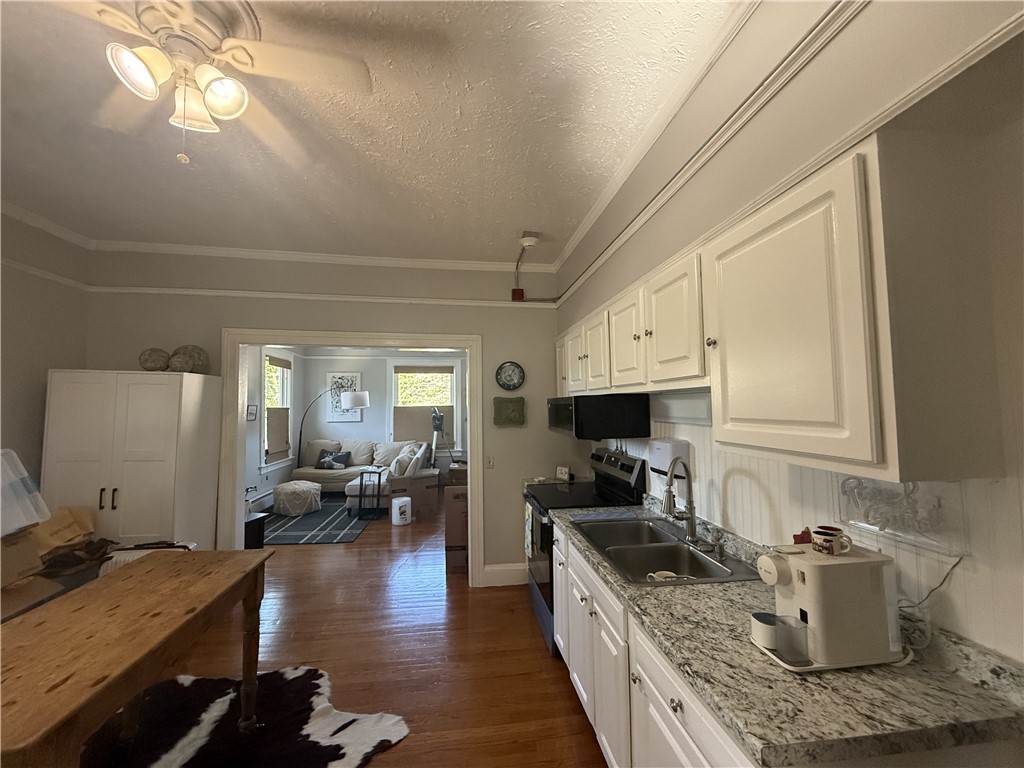 51 Beach Street, Unit 2R Westerly, RI 02891 - Photo 3 of 7