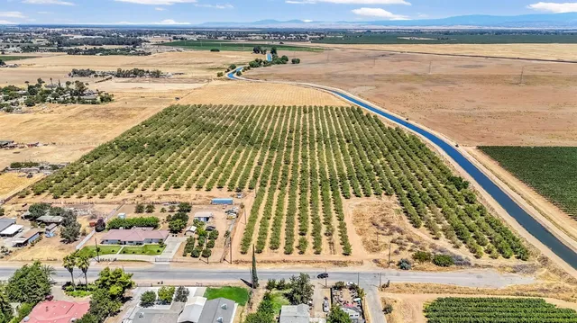 a view of an ocean beach