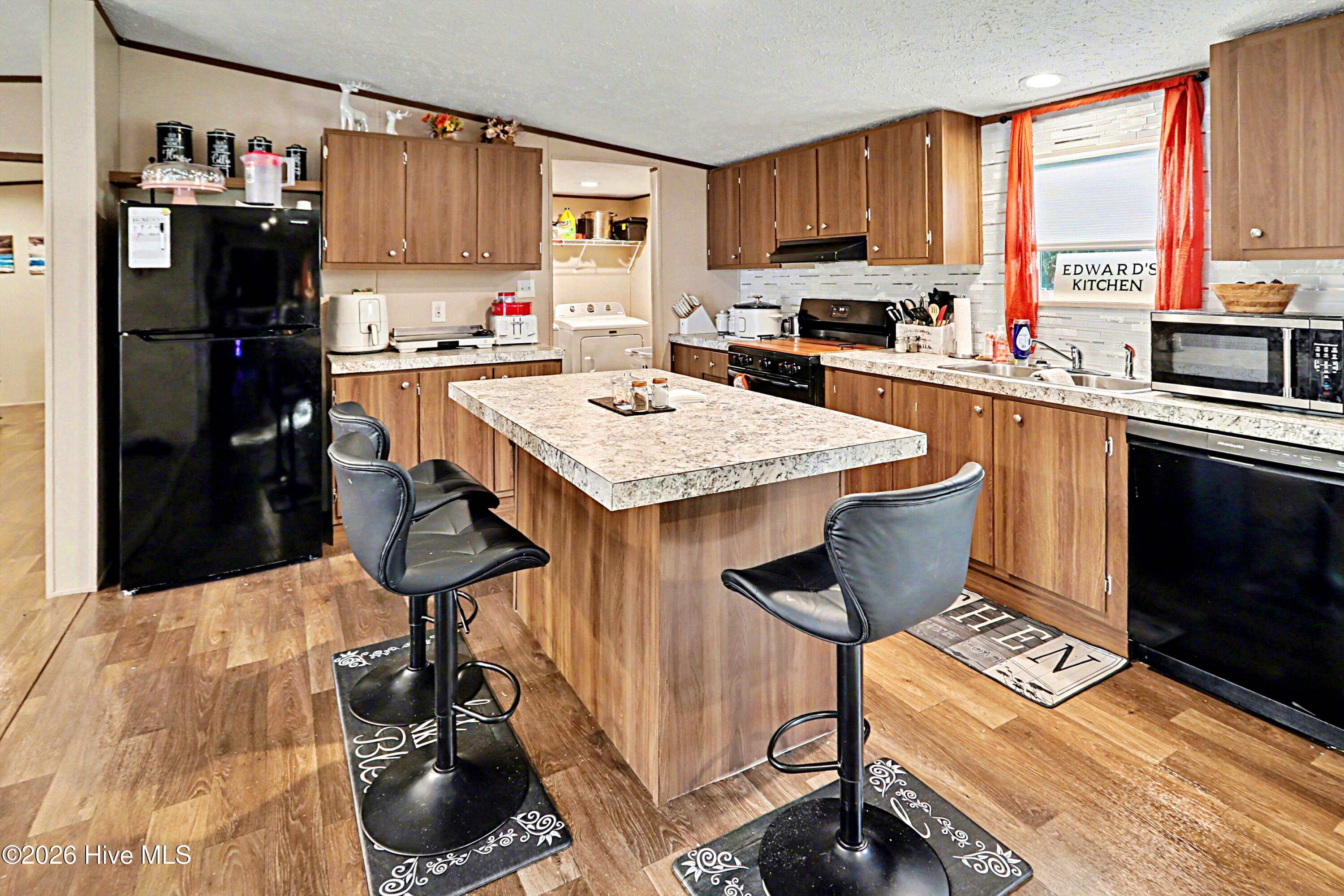 113 Remington Road Rocky Point, NC 28457 - Photo 5 of 15 113 Remington KIT