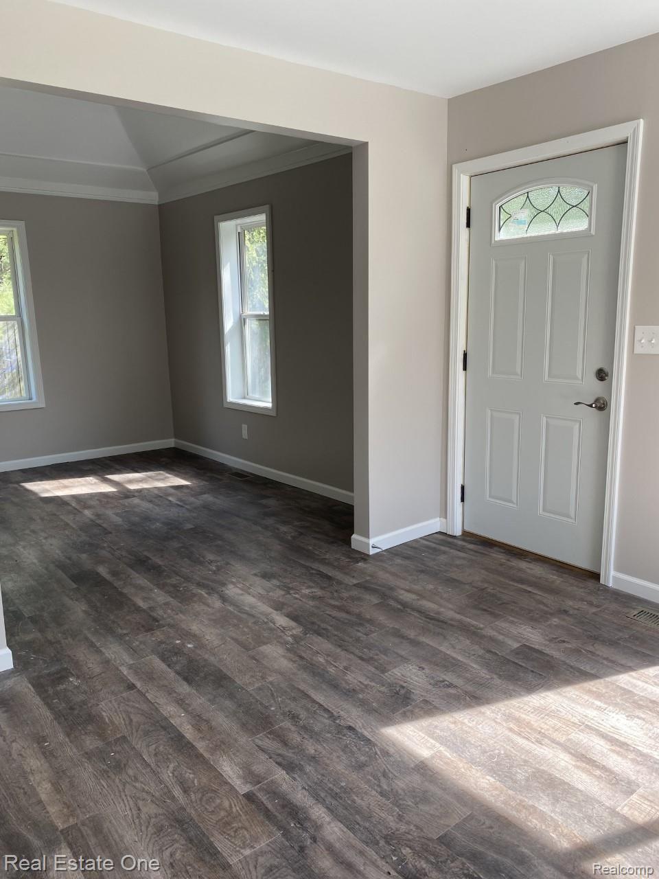 3147 Roods Lake Road Lapeer, MI 48446 - Photo 22 of 66 living rm and dining.jpg
