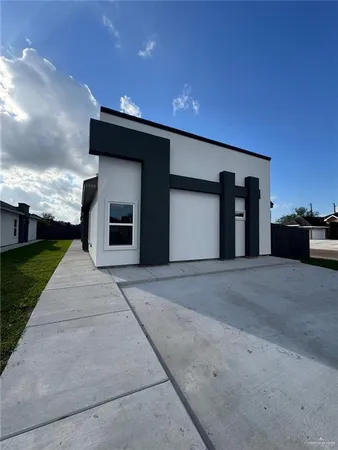 a house with yard and a outdoor space