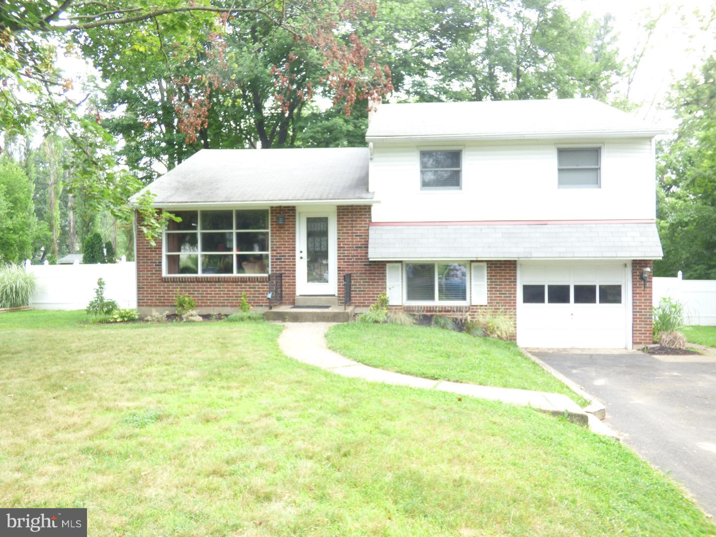 985 West Bristol Road Warminster, PA 18974 - Photo 1 of 12 Gallery Image 1