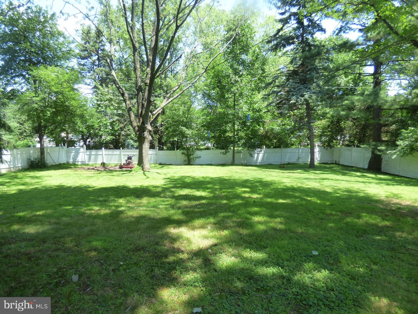 985 West Bristol Road Warminster, PA 18974 - Photo 2 of 12 Gallery Image 2
