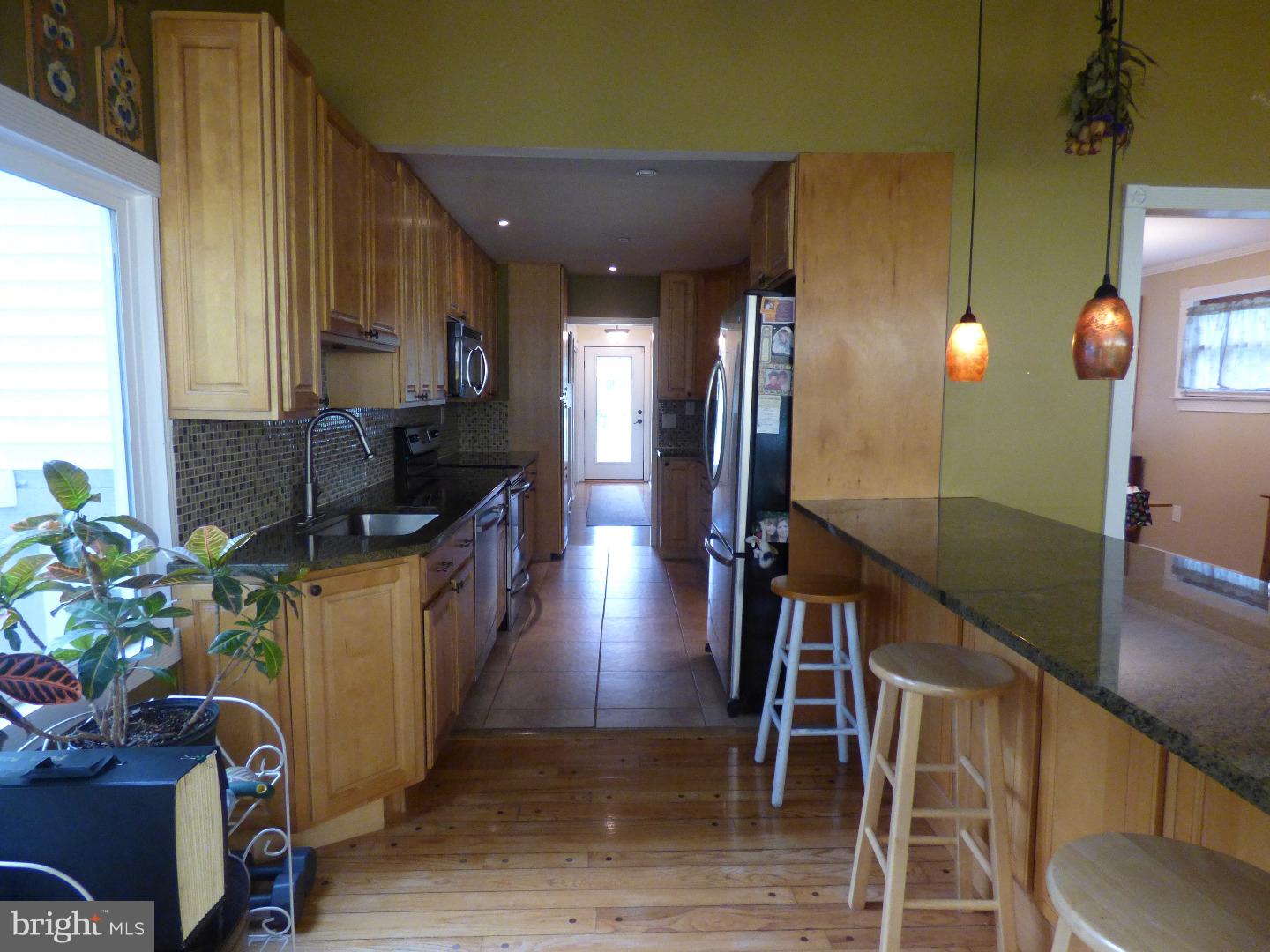 985 West Bristol Road Warminster, PA 18974 - Photo 5 of 12 Gallery Image 5