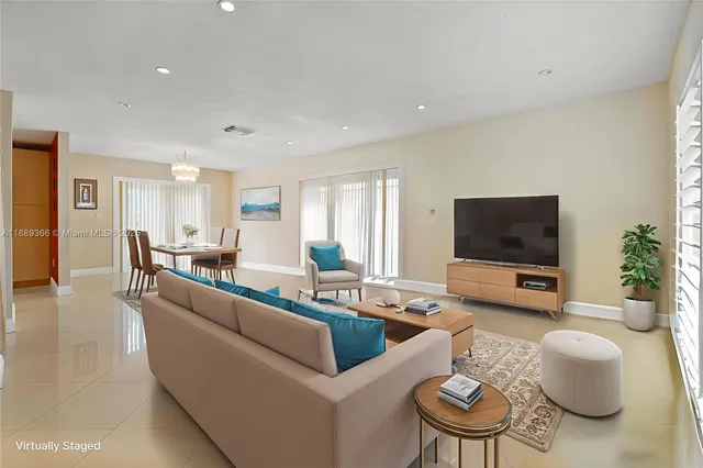 $4,000 | 10201 Northwest 57th Terrace, Doral, FL 33178