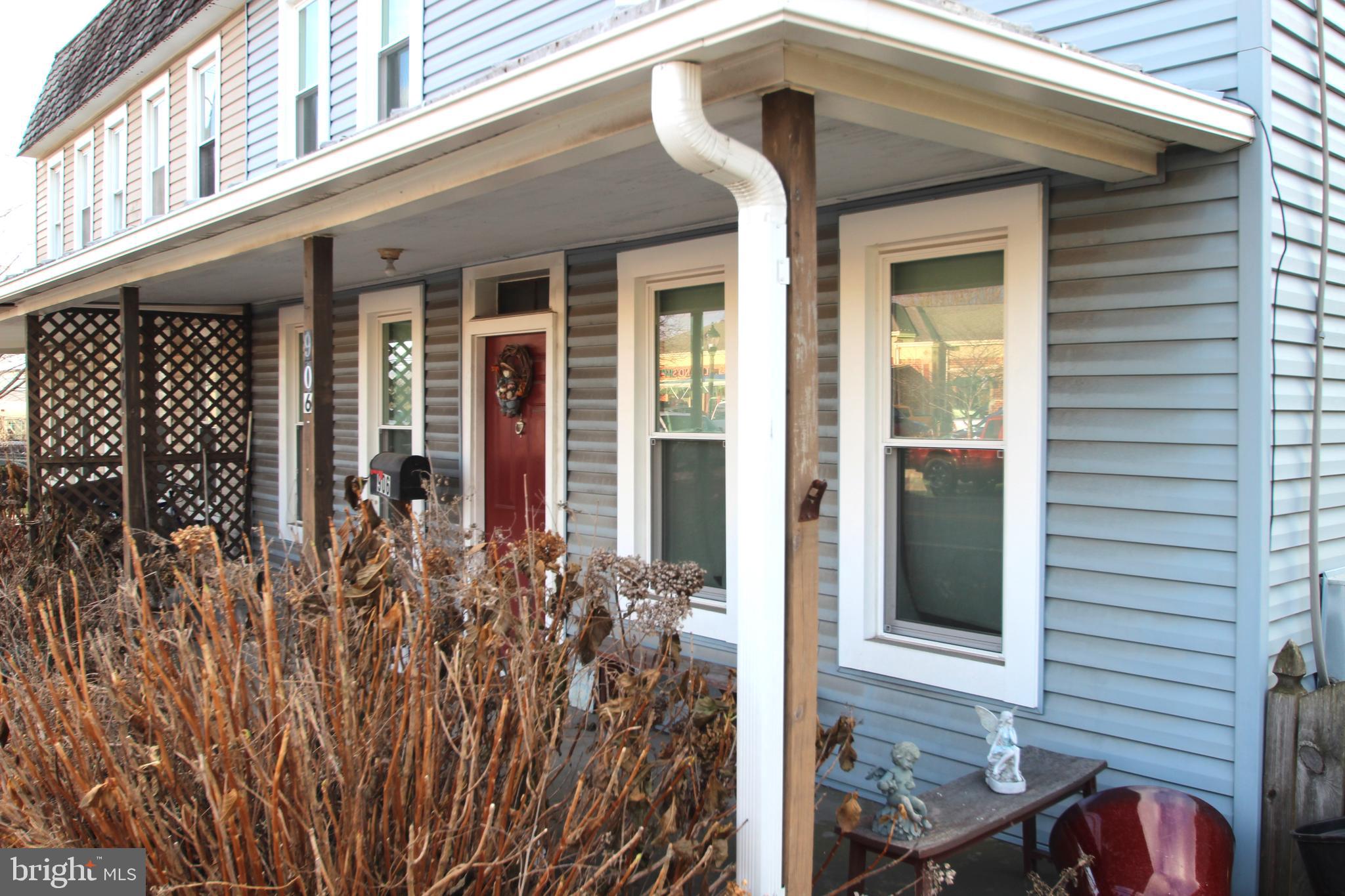 906 South Main Street Hampstead, MD 21074 - Photo 2 of 11 Front Porch