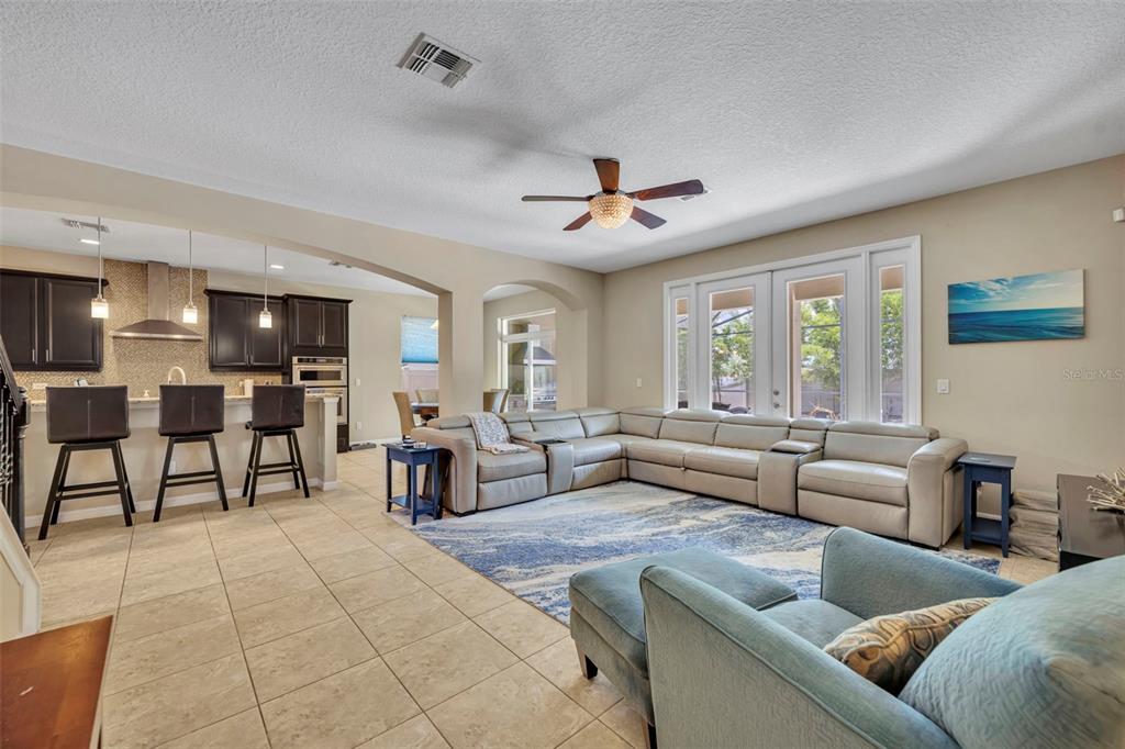 14001 Rugby Street Oakland, FL 34787 - Photo 6 of 43