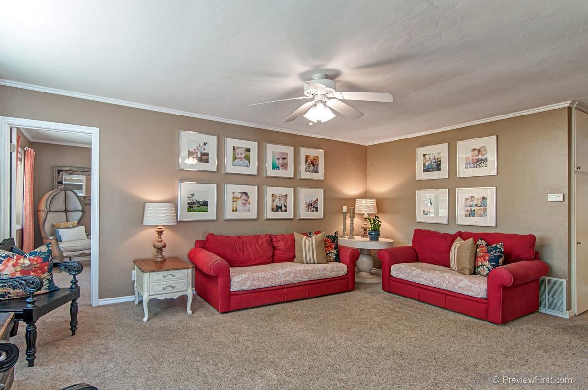 28660 Lilac Road Valley Center, CA 92082 - Photo 4 of 24