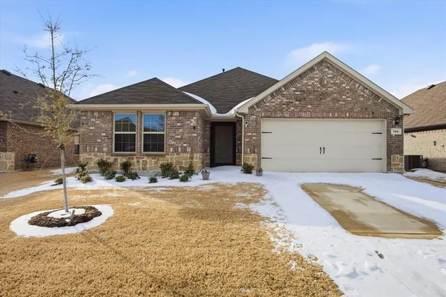 $299,000 | 114 Sunberry Drive, Caddo Mills, TX 75135