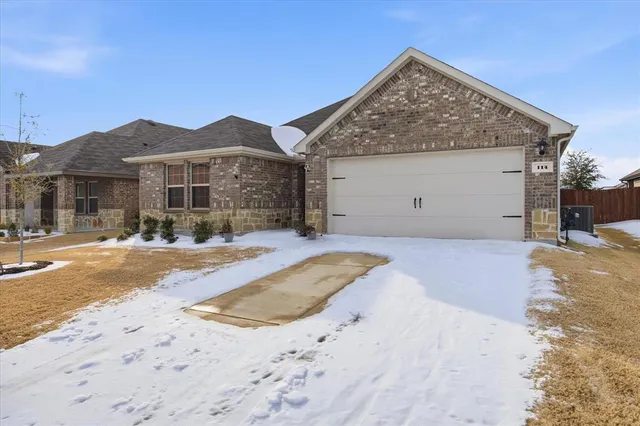 $299,000 | 114 Sunberry Drive, Caddo Mills, TX 75135