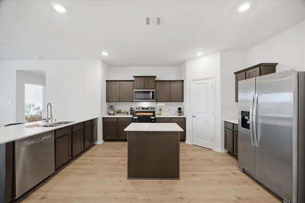 $299,000 | 114 Sunberry Drive, Caddo Mills, TX 75135