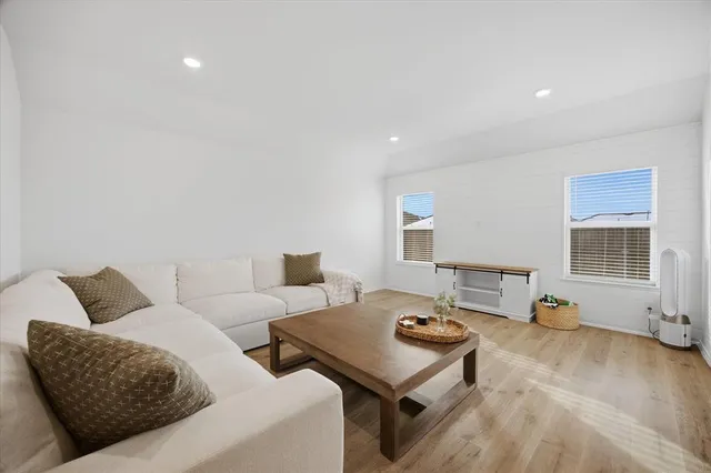 $299,000 | 114 Sunberry Drive, Caddo Mills, TX 75135