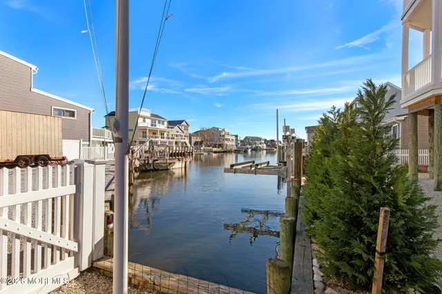 $1,299,500 | 16 Mark Drive, Beach Haven West, NJ 08050