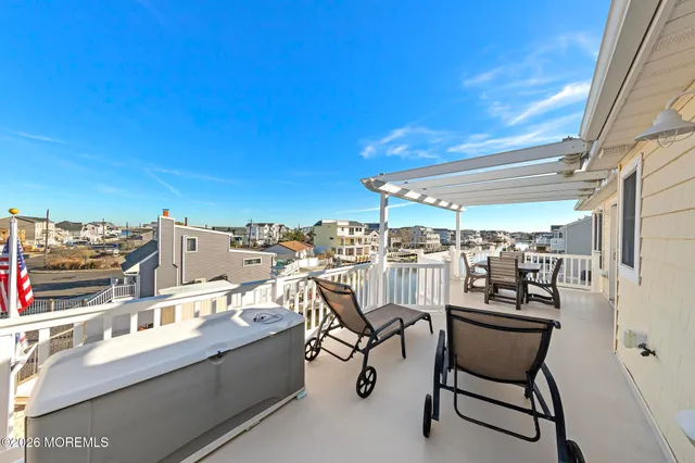 $1,299,500 | 16 Mark Drive, Beach Haven West, NJ 08050