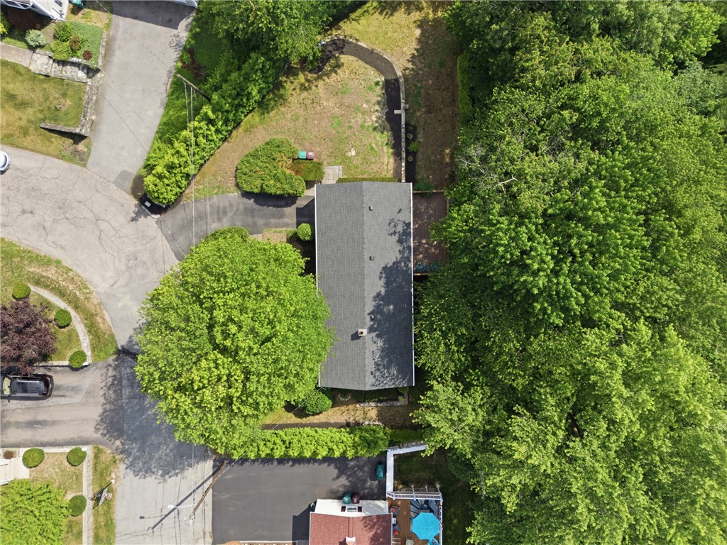 251 Madeleine Avenue Woonsocket, RI 02895 - Photo 39 of 44