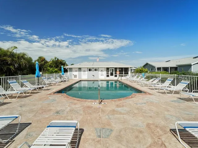 $1,200 | 3300 Loveland Boulevard, Unit 904, Punta Gorda, FL 33980