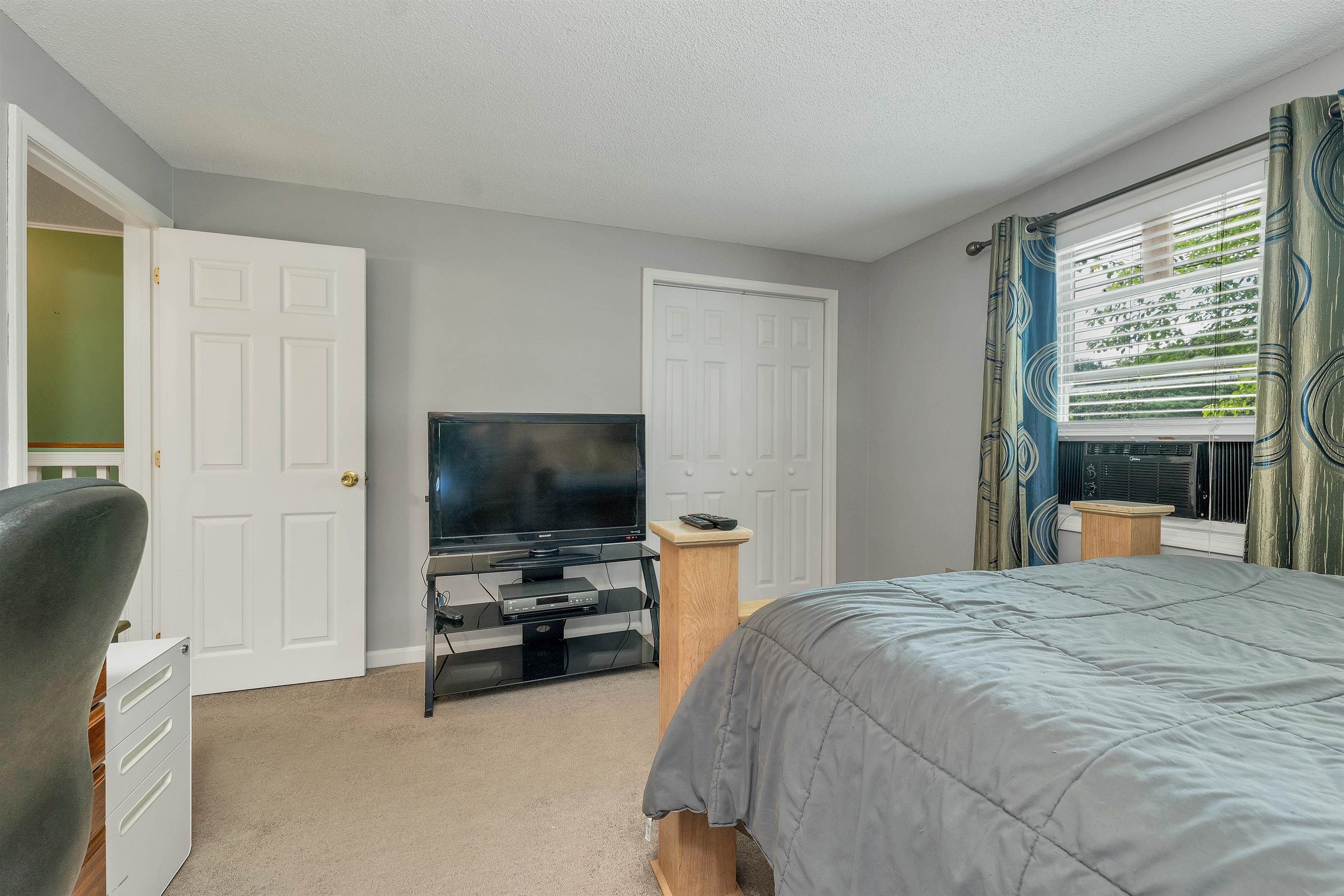 1035 South Mammoth Road, Unit 3 Manchester, NH 03109 - Photo 26 of 37