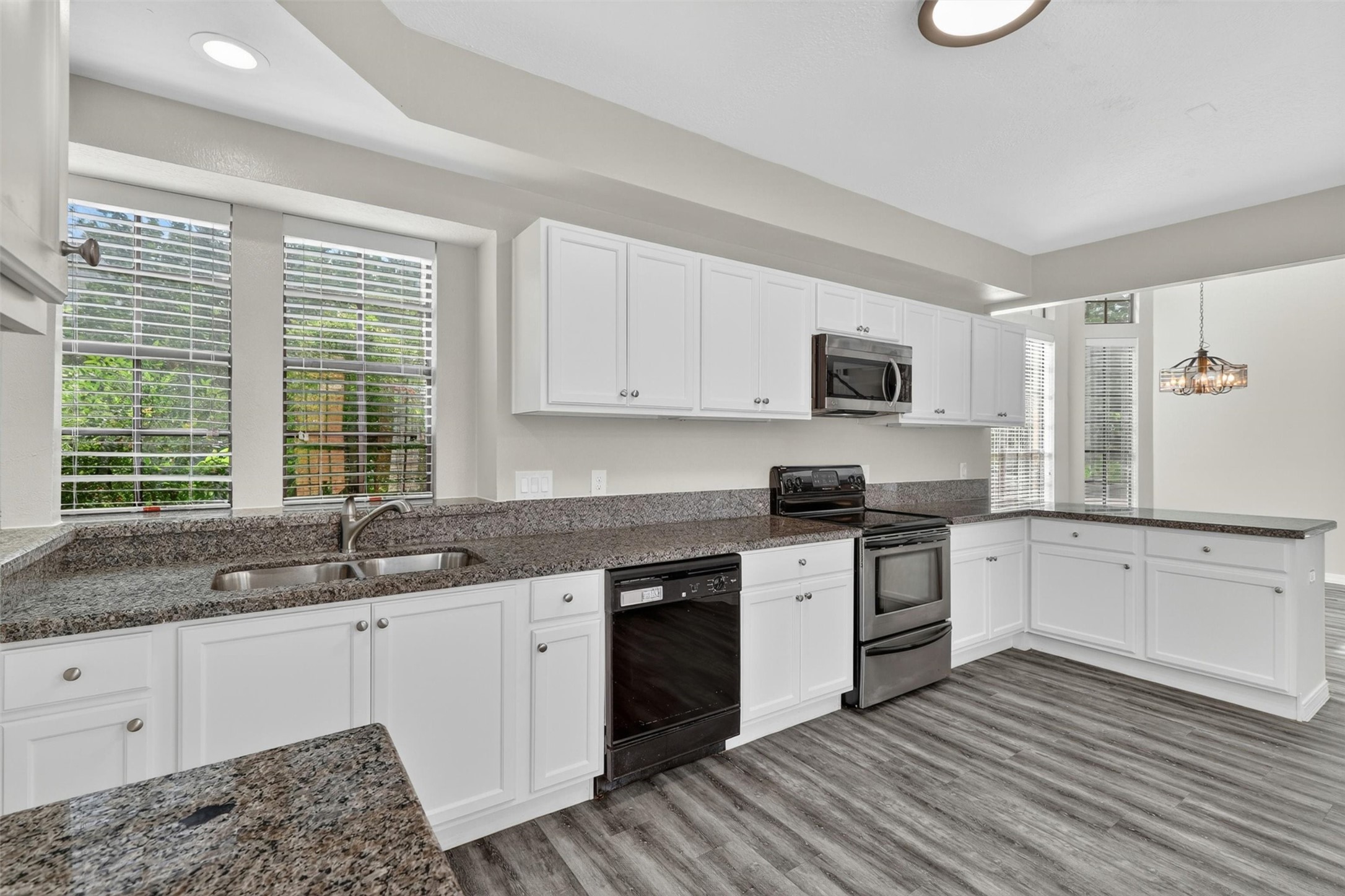 12929 Kingsbridge Lane Houston, TX 77077 - Photo 16 of 42