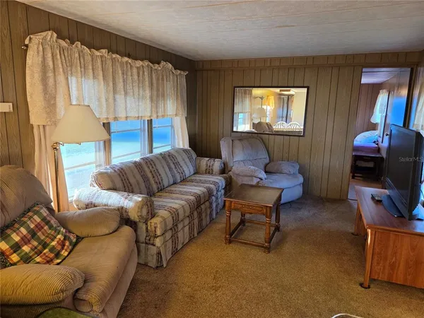 $80,000 | 17420 Southeast 36th Lane, Ocklawaha, FL 32179