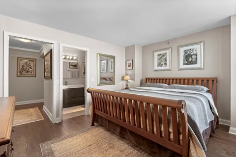 $599,000 | 3660 North Lake Shore Drive, Unit 4202, Chicago, IL 60613