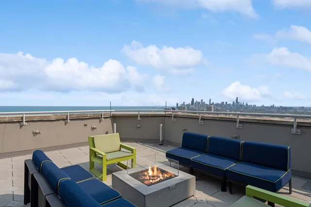 $599,000 | 3660 North Lake Shore Drive, Unit 4202, Chicago, IL 60613
