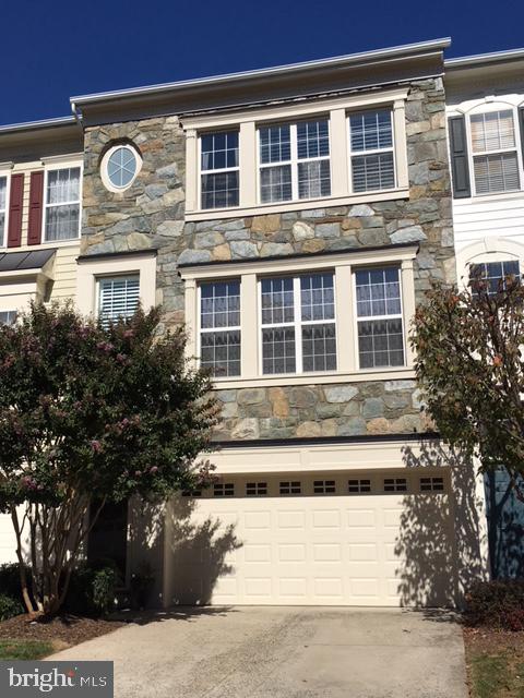 2106 Capstone Circle Herndon, VA 20170 - Photo 2 of 41