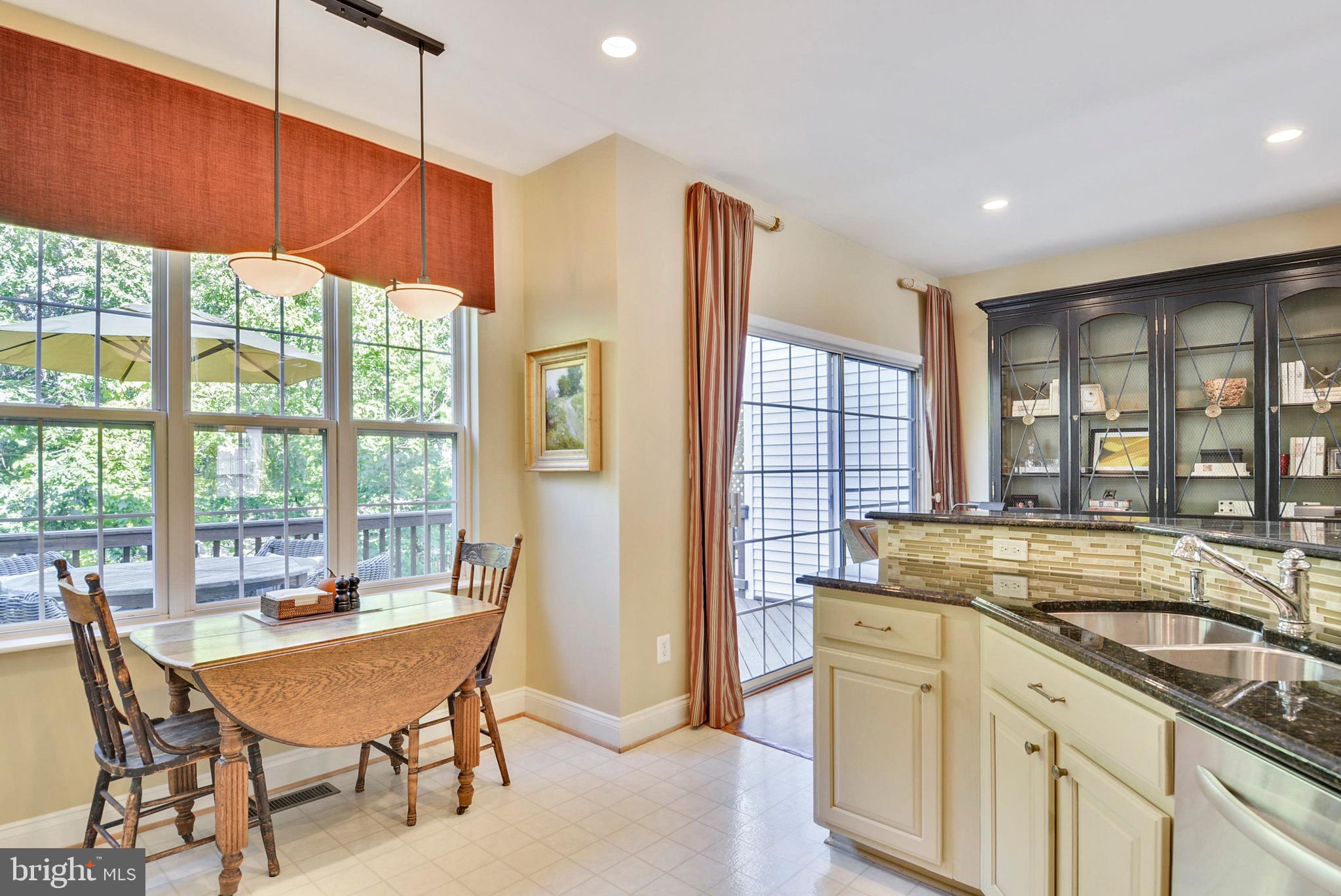 2106 Capstone Circle Herndon, VA 20170 - Photo 22 of 41