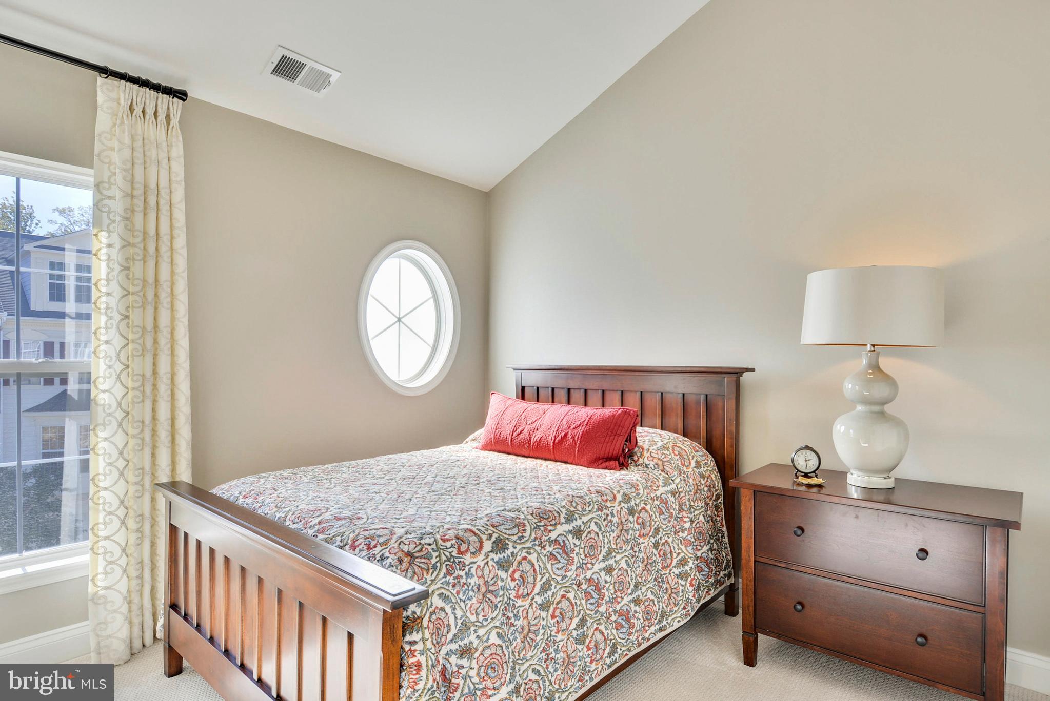 2106 Capstone Circle Herndon, VA 20170 - Photo 31 of 41