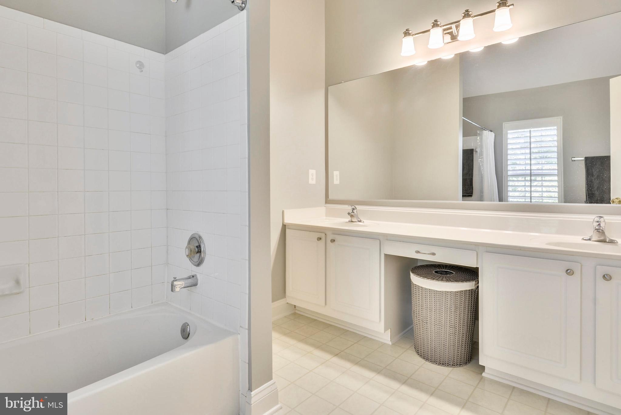 2106 Capstone Circle Herndon, VA 20170 - Photo 34 of 41