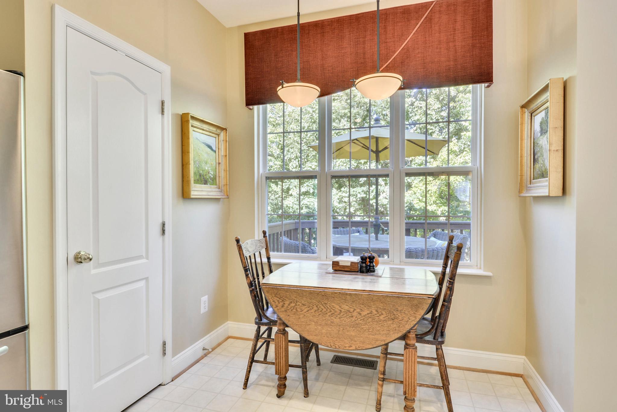 2106 Capstone Circle Herndon, VA 20170 - Photo 10 of 41