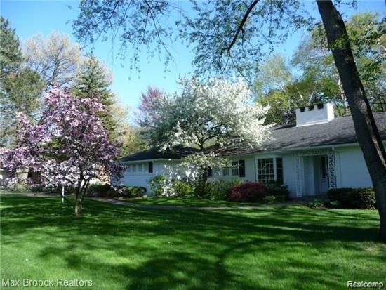 4175 Valley Forge Road Bloomfield Hills, MI 48301 - Photo 12 of 31 SPRING ANOTHER VIEW