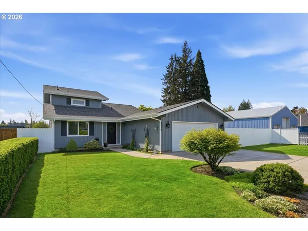 $489,000 | 4094 5th Street, Hubbard, OR 97032