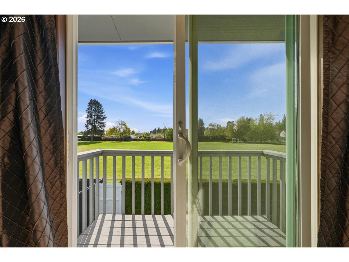 4094 5th Street Hubbard, OR 97032 - Photo 31 of 47