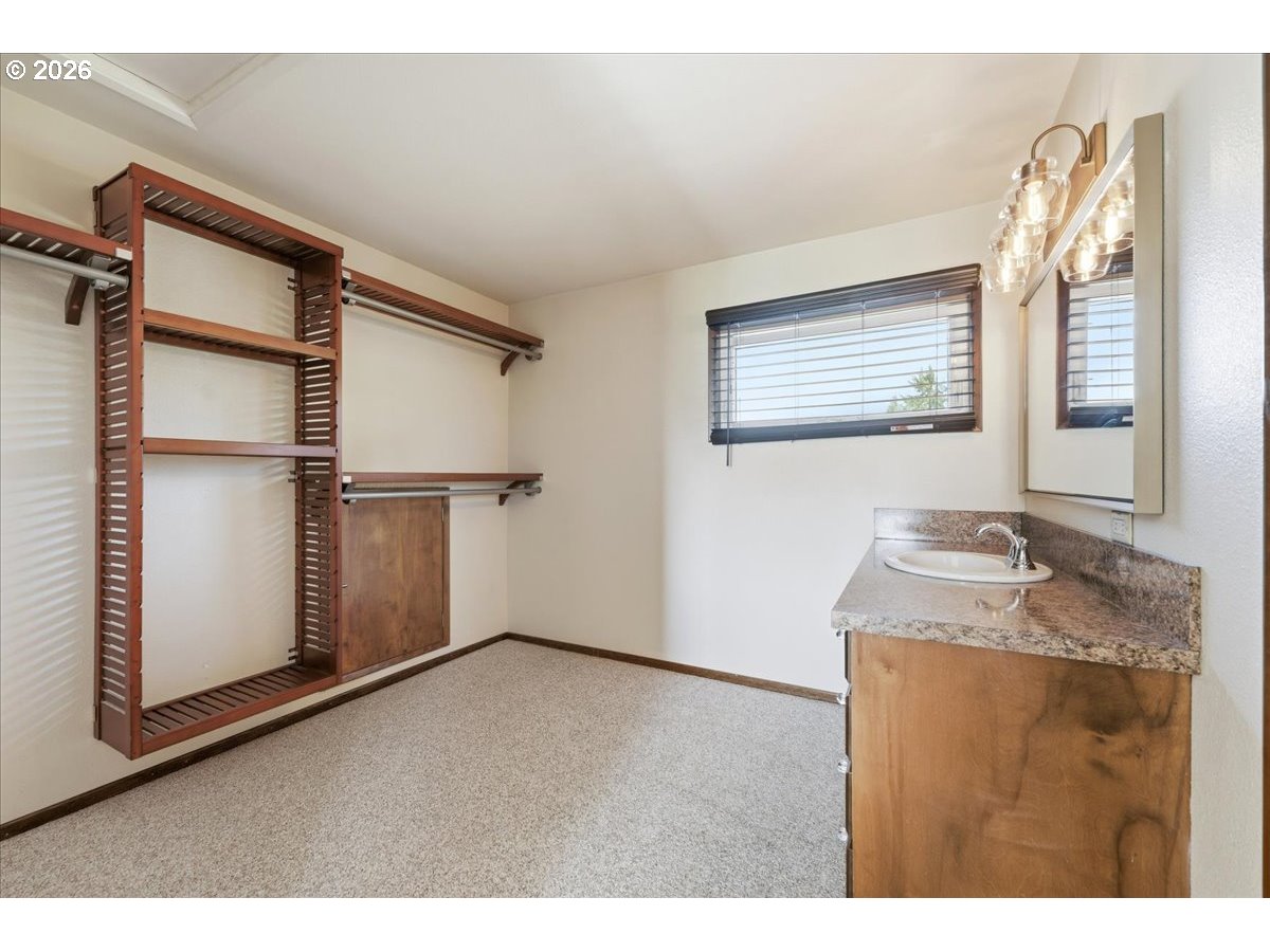 4094 5th Street Hubbard, OR 97032 - Photo 33 of 47