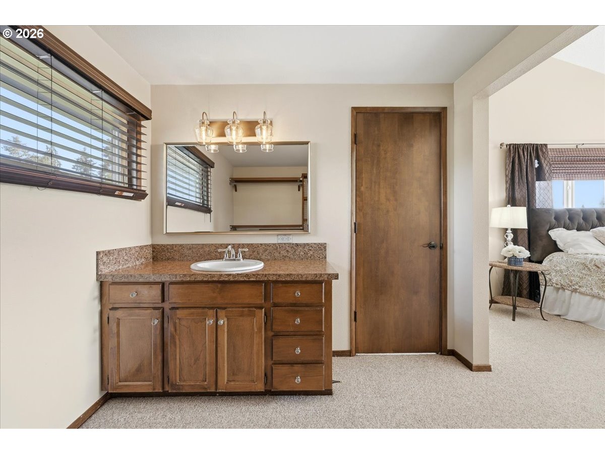 4094 5th Street Hubbard, OR 97032 - Photo 34 of 47