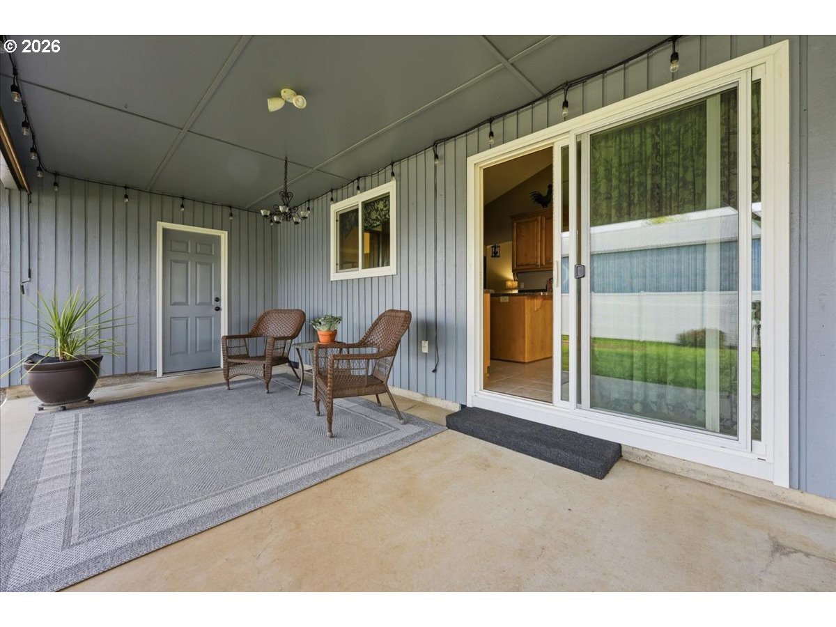 4094 5th Street Hubbard, OR 97032 - Photo 36 of 47