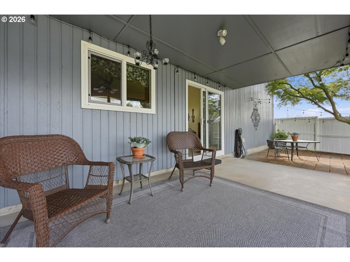 4094 5th Street Hubbard, OR 97032 - Photo 37 of 47