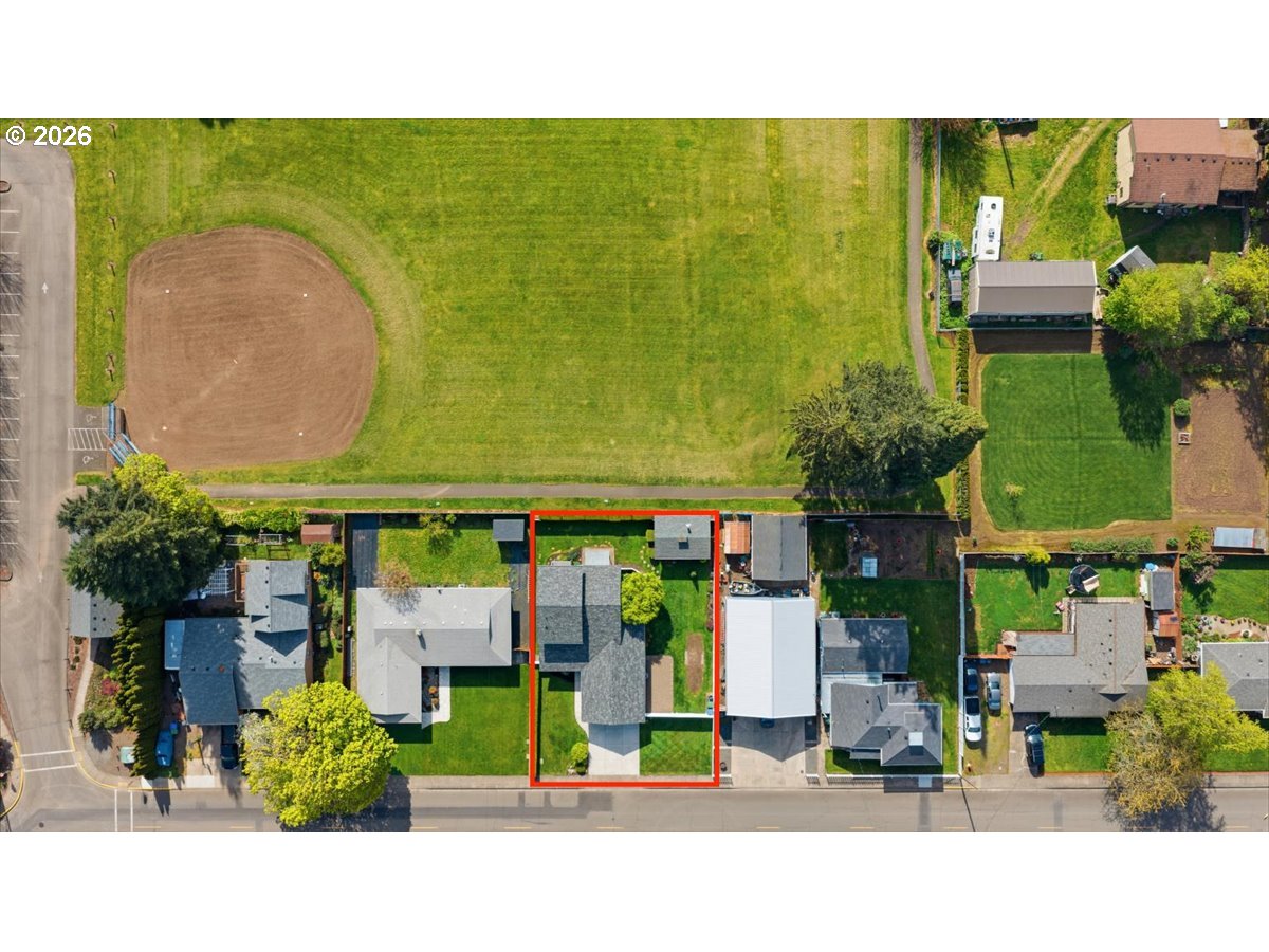 4094 5th Street Hubbard, OR 97032 - Photo 10 of 47