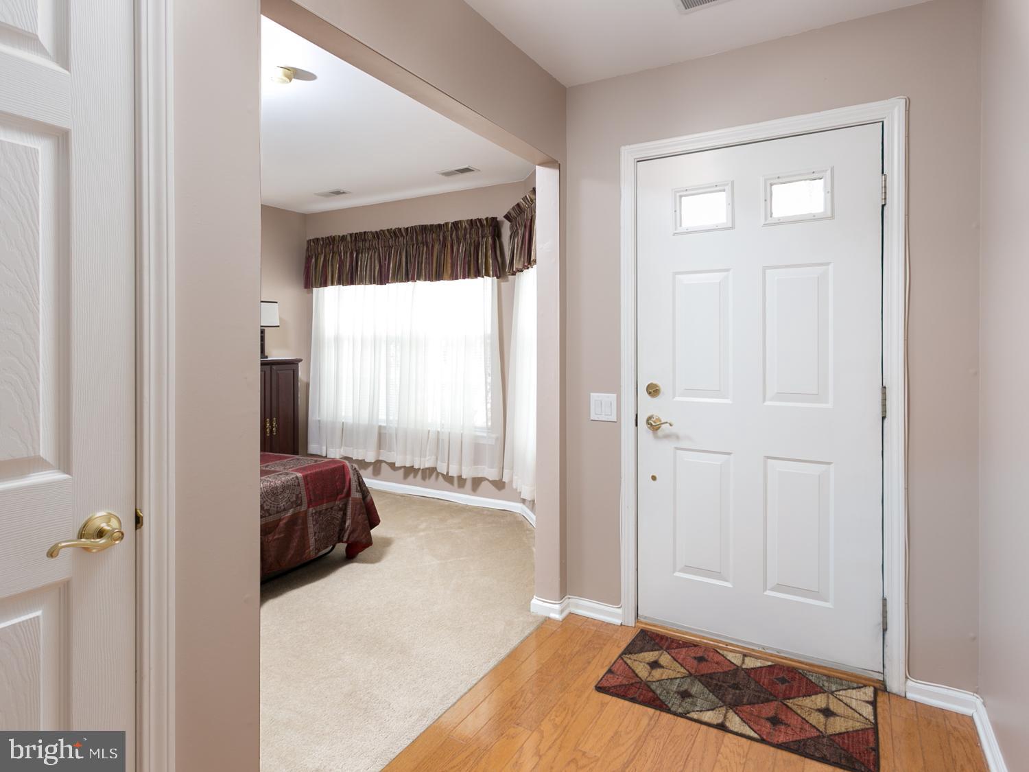 21 Brecht Road Hamilton, NJ 08690 - Photo 4 of 31